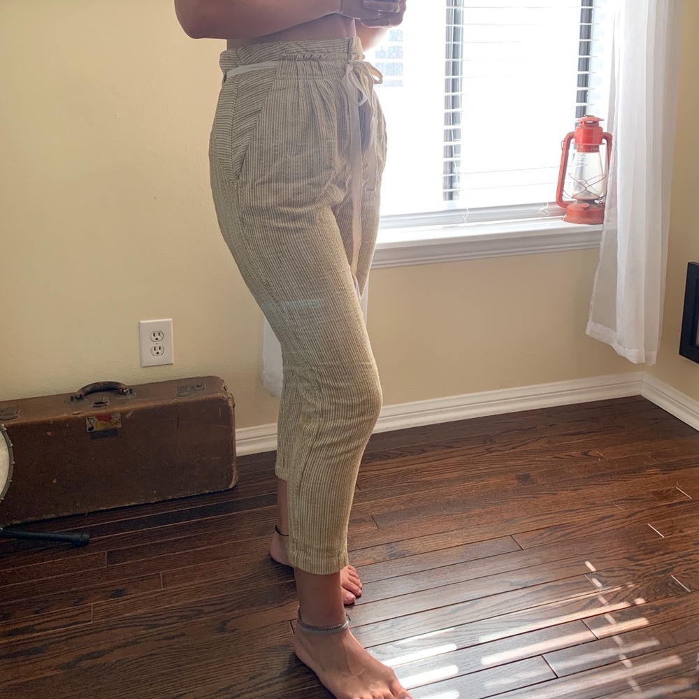 Free People— high waisted cropped pants